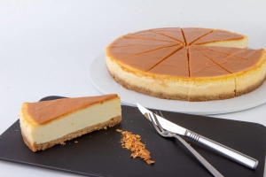KARAMELLİ CHEESECAKE
